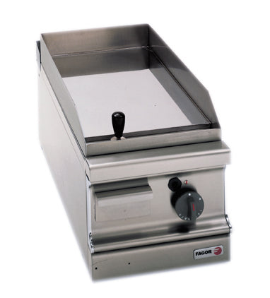 Fagor 700 series LPG chrome 1 zone fry top with thermostatic control FTG-C7-05LLPG - JDS Hospitality Equipment 